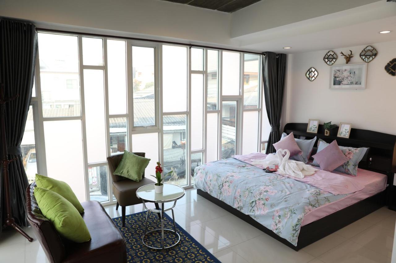 Close Maya Nimman 5Bedroom Villa Chiang Mai Zewnętrze zdjęcie