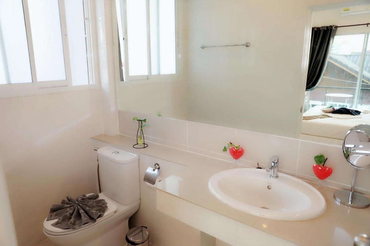 Close Maya Nimman 5Bedroom Villa Chiang Mai Zewnętrze zdjęcie