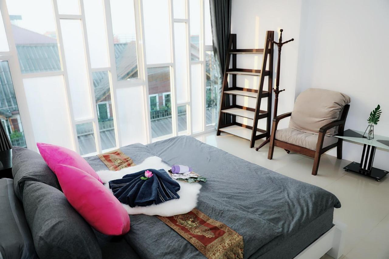 Close Maya Nimman 5Bedroom Villa Chiang Mai Zewnętrze zdjęcie